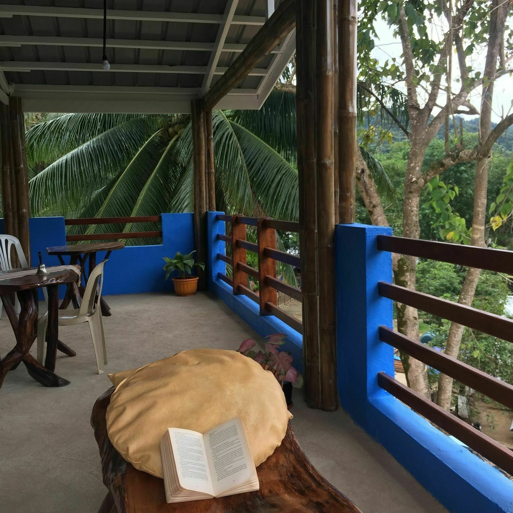 Oyo 712 Island Hop Nido Hostel El Nido Zewnętrze zdjęcie