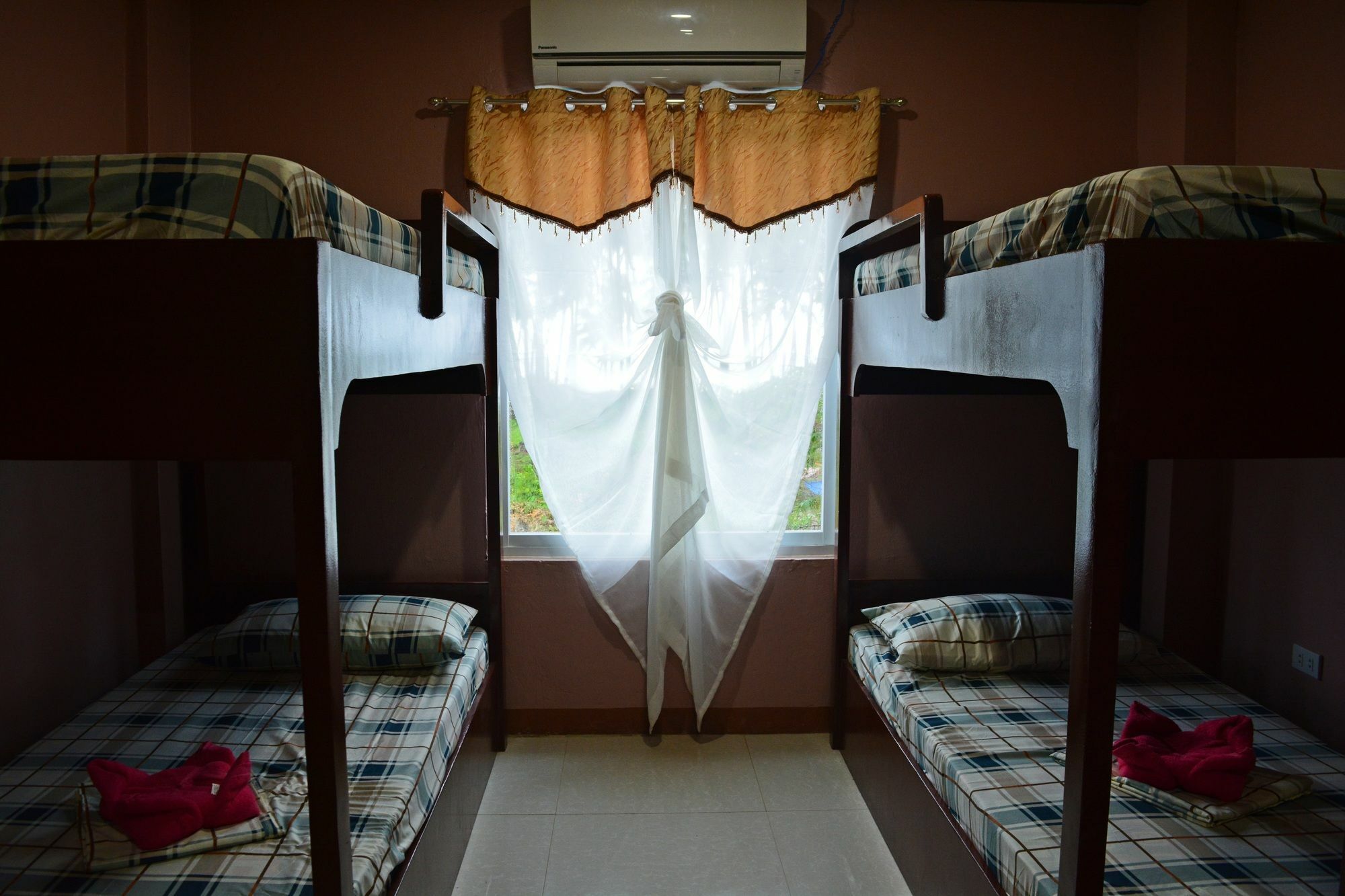 Oyo 712 Island Hop Nido Hostel El Nido Zewnętrze zdjęcie